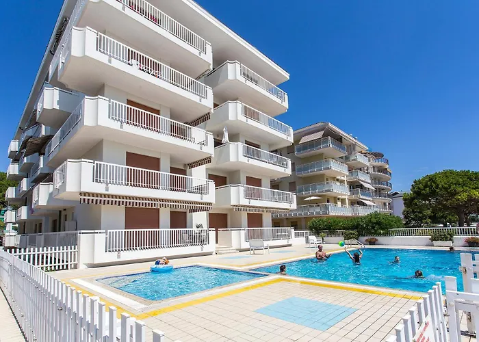 Nautilus Apartment *